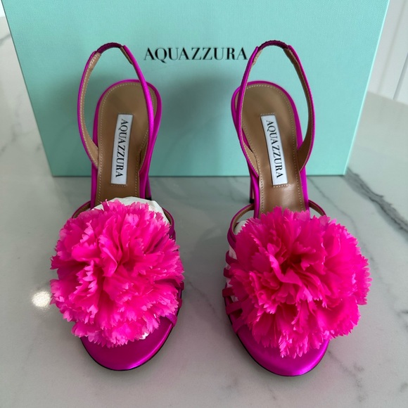 Aquazzura Love Carnation Sandal - Picture 2 of 11